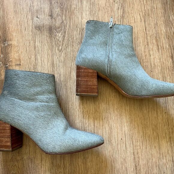Huma Blanco VANIA Gray Genuine Calf Hair Pointed Toe Ankle Bootie Size 38 US 7.5 - Picture 3 of 11